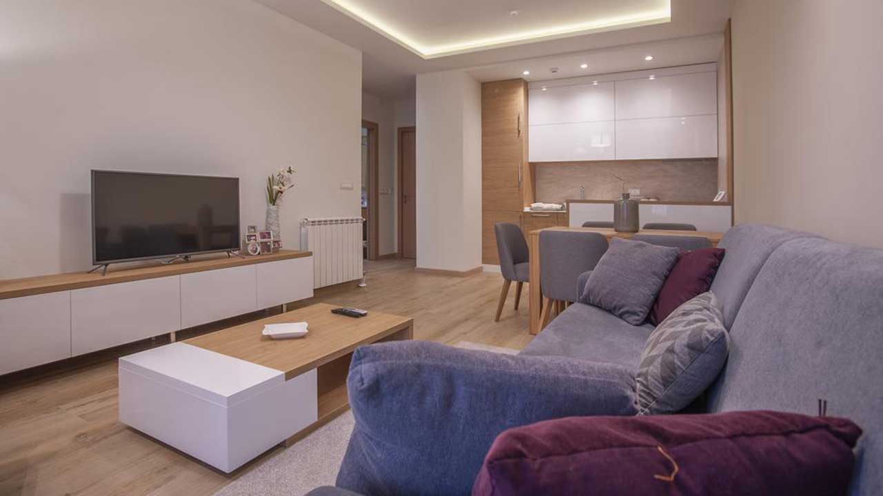 ONE BEDROM APARTMENT